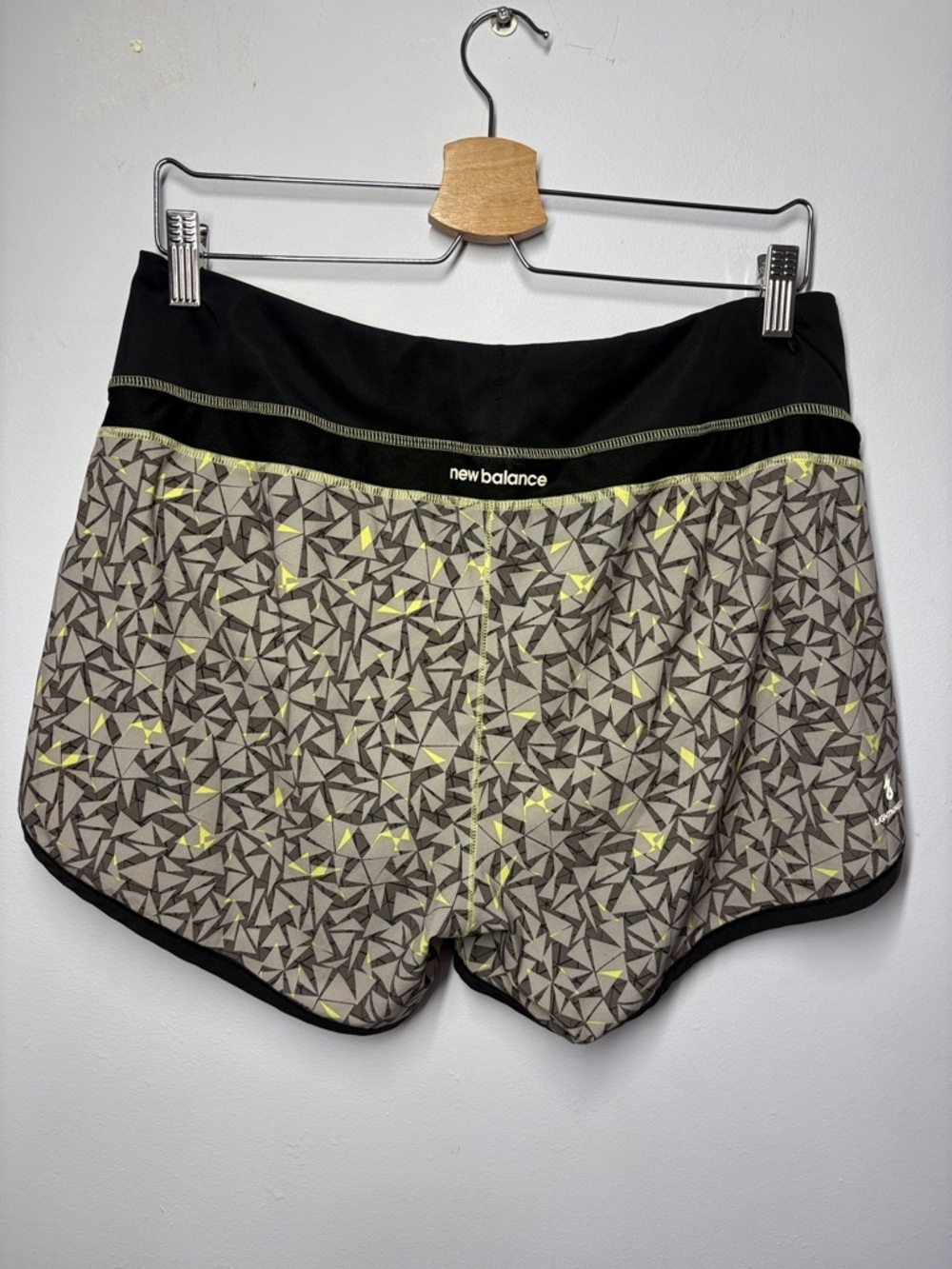 New Balance Gray Geometric Running Shorts Large - Picture 5 of 11